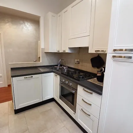 La Luna E La Gatta Lejlighed